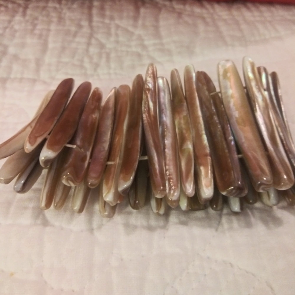 Iridescent Linear Bead Stretch Cuff Bracelet - Picture 2 of 5